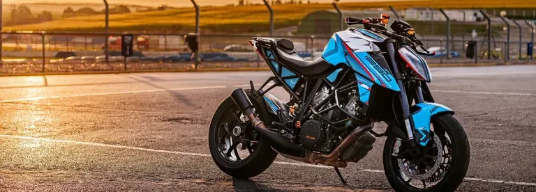 KTM 390 Duke Gen-3 : la roadster la plus affûtée des moins de 400 cc vient de passer un cap