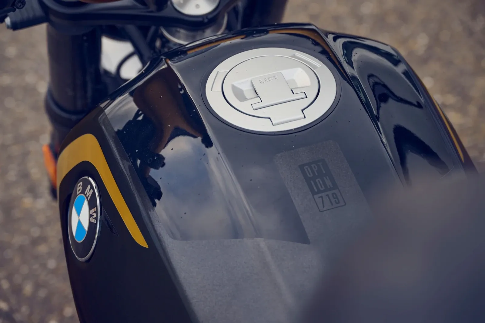 BMW R12 6