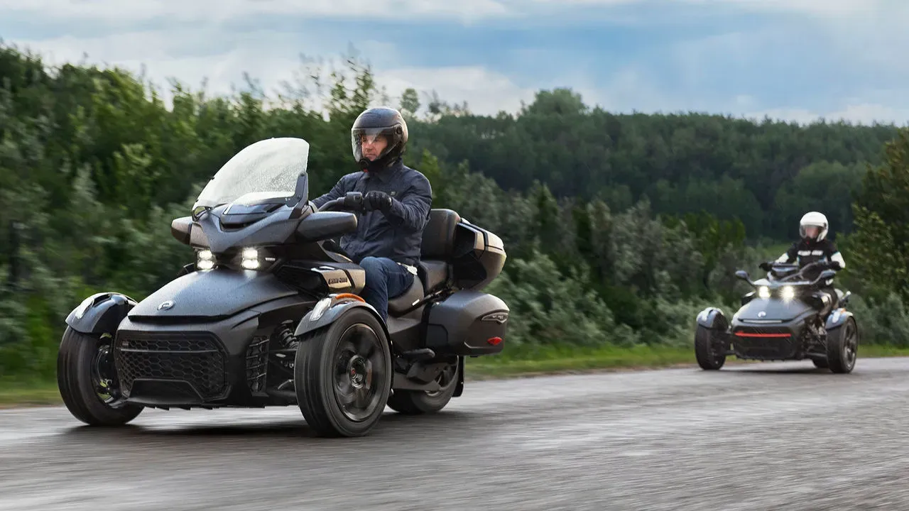 Can-Am Spyder F3 6