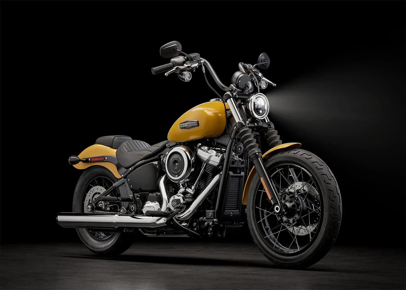 Harley-Davidson Street Bob 4