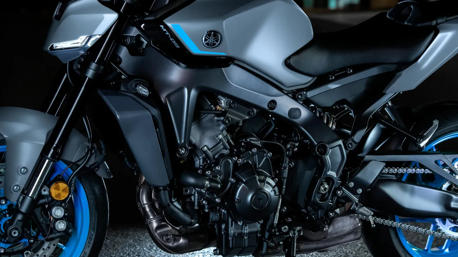 Yamaha MT-09 5