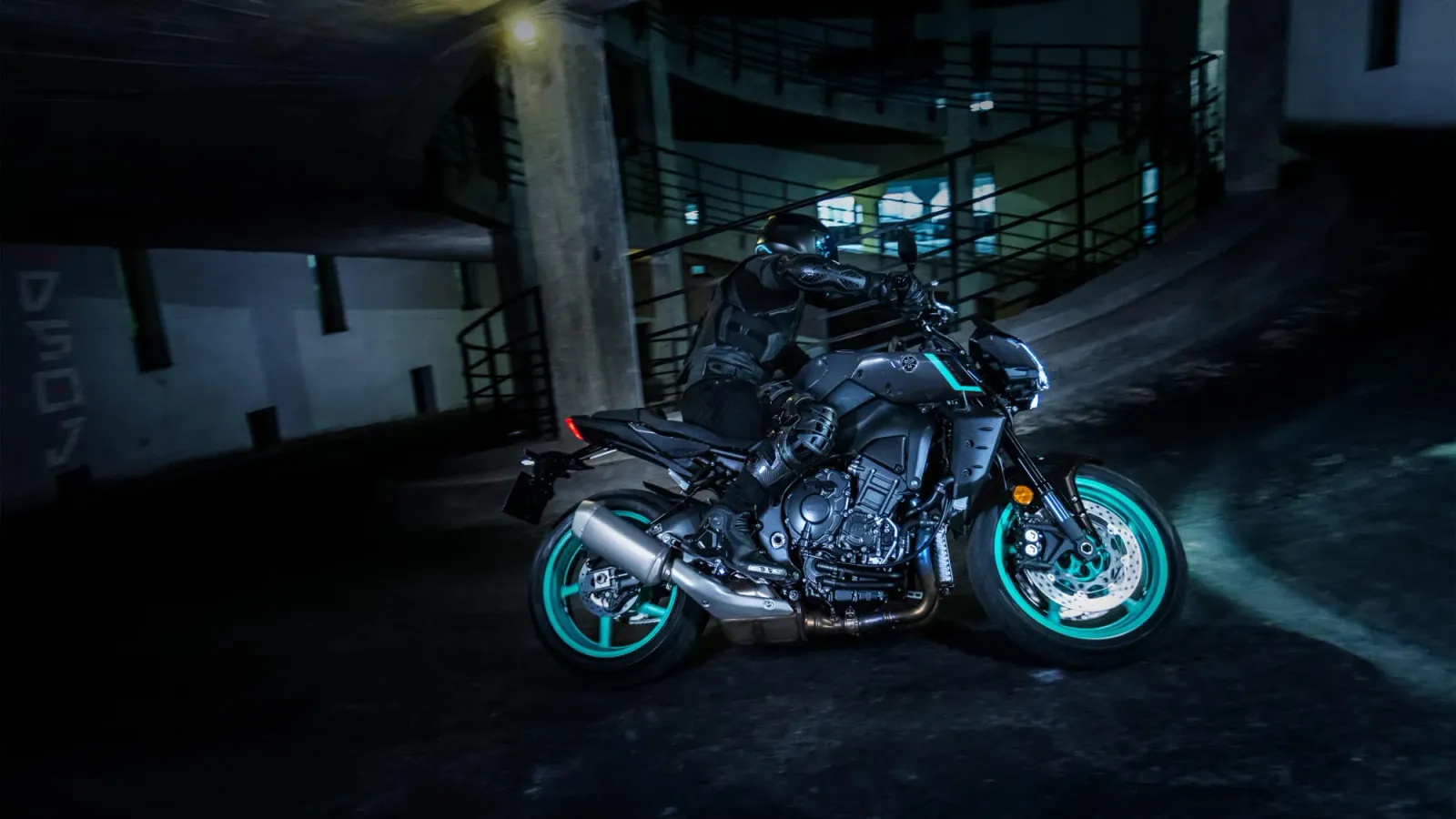 Yamaha MT-10 4
